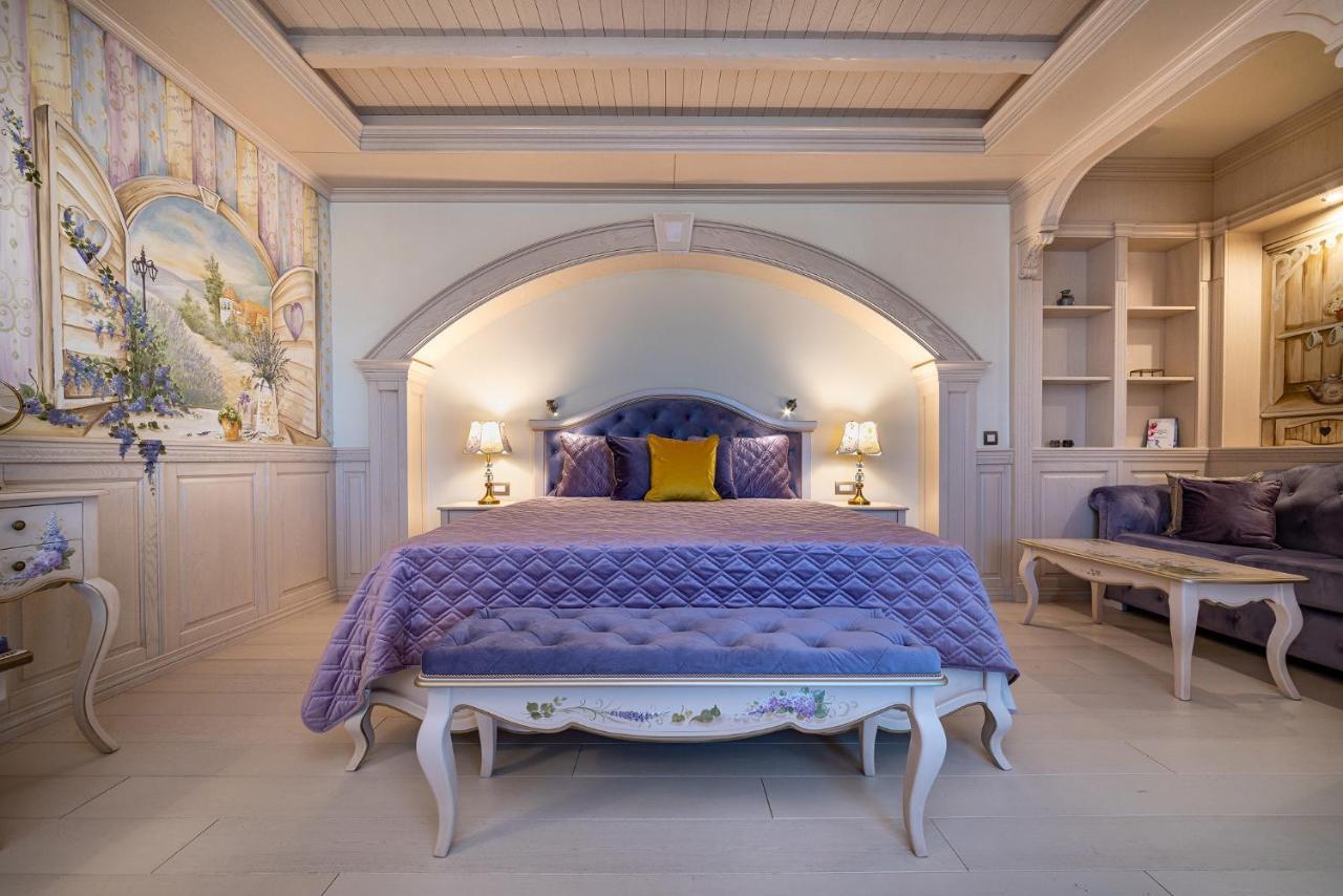 Casa Timis - Wellness & Spa Resort Chitorani Екстериор снимка Suite