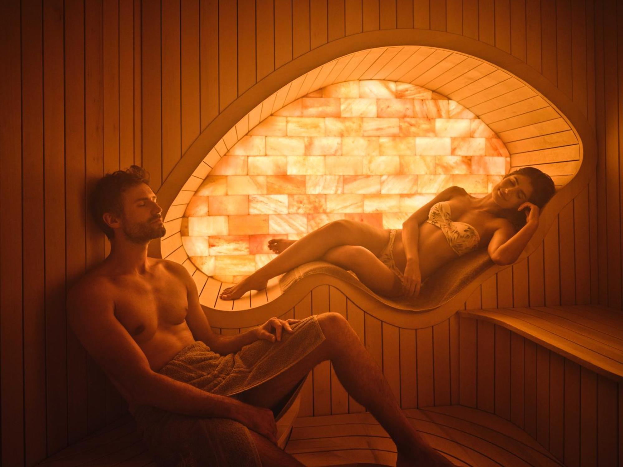 Casa Timis - Wellness & Spa Resort Chitorani Екстериор снимка Salt room